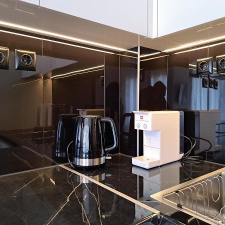 Luxury Suite Patras Luaran gambar