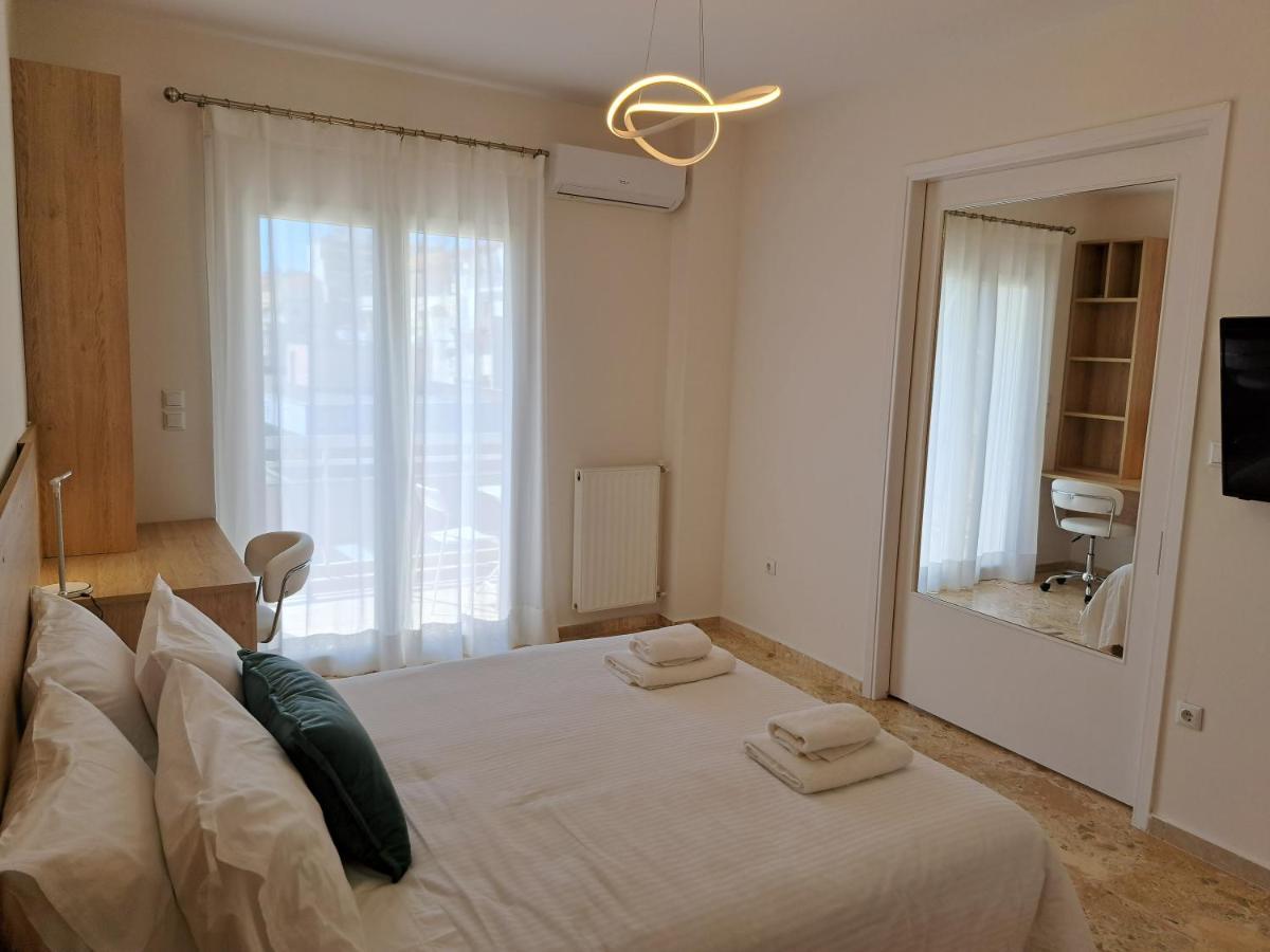 Luxury Suite Patras Luaran gambar